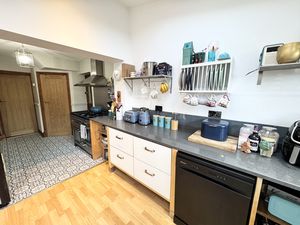 Photo 36- click for photo gallery